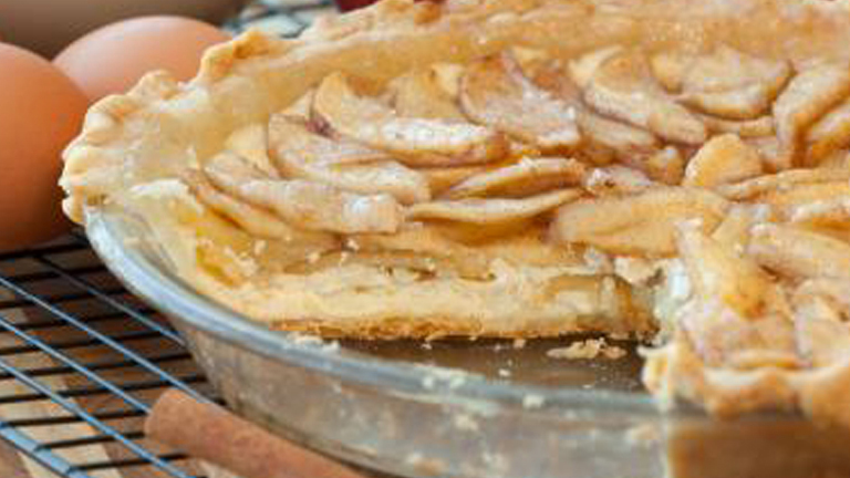 Apple Bavarian Pie