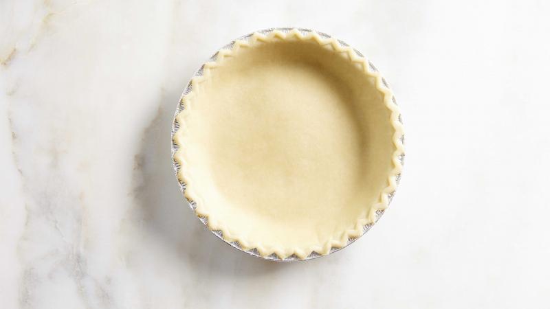 Comment décorer le bord de votre croûte à tarte Étape 4