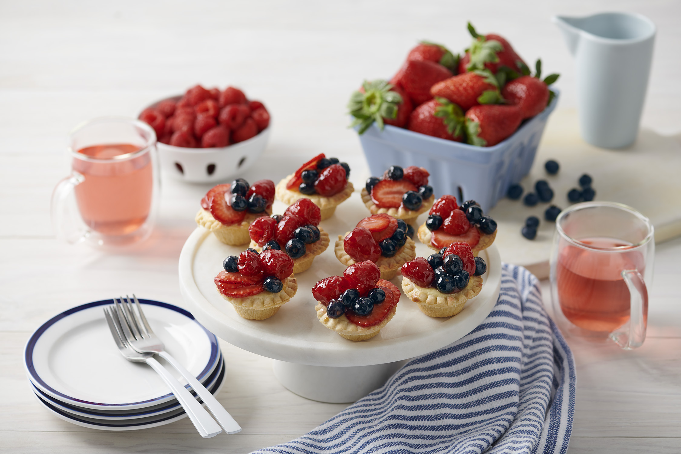 Easy Berry Cheesecake Tartlette