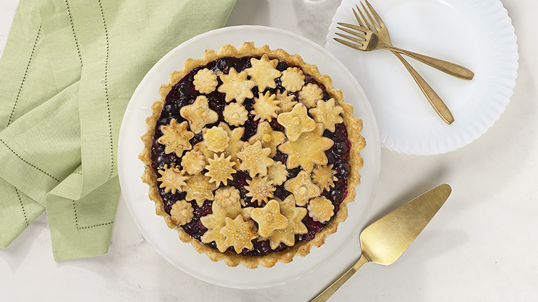 Spring Bouquet Berry Pie